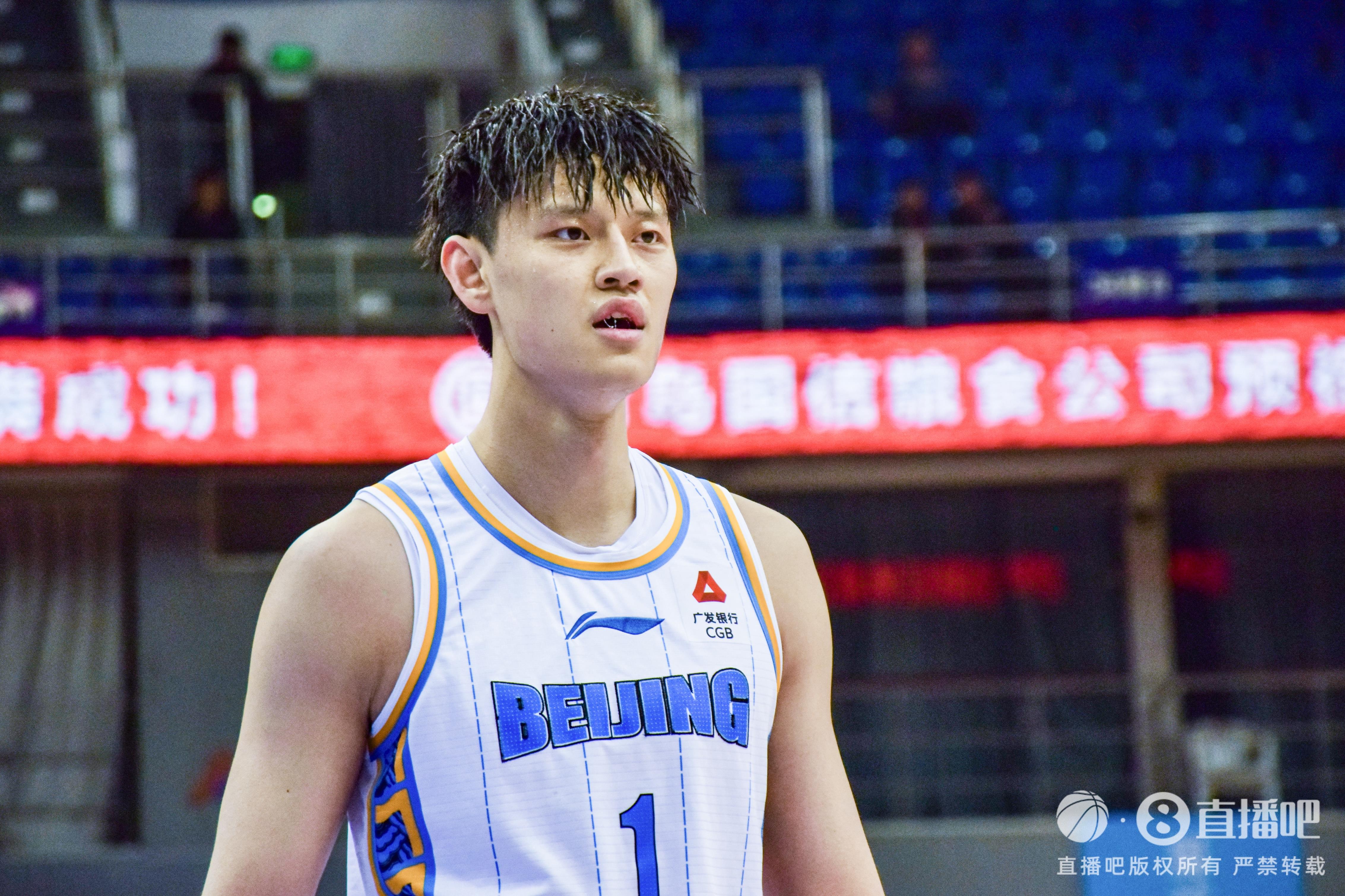 7次大帽相當炸裂！曾凡博替補砍16分7板7帽 大帽絕殺遼寧！